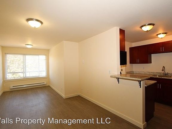 2nd image of 2501 Thorndyke Ave W APT 203