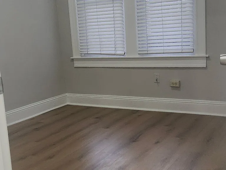 616 Linnard St #1 — Photo 3