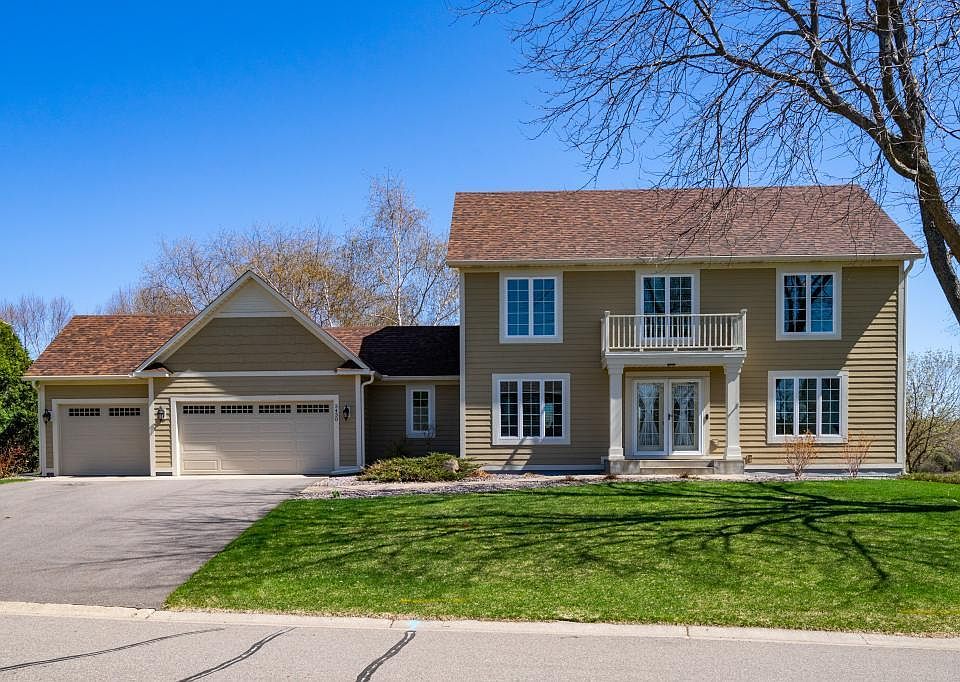 1st image of 3430 Jewel Ln N