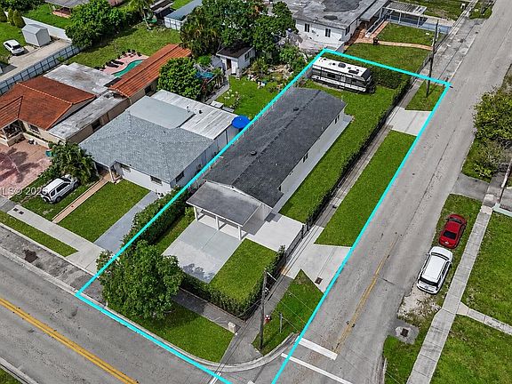 5th image of 3930 W 2nd Ave