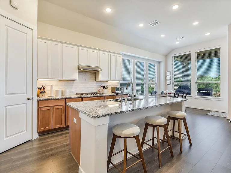 421 Teakmill Trl — Photo 9