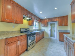 5240 Cecilia St, Cudahy, CA 90201