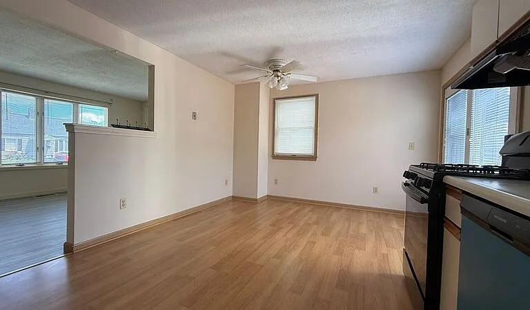 87 San Miguel St — Photo 5