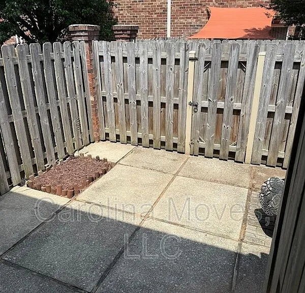 2530 E North St #15-E — Photo 11