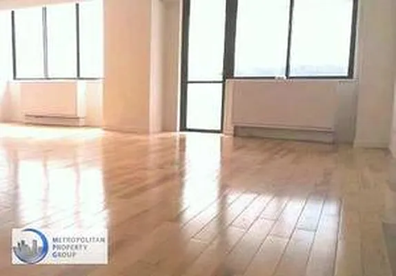 Rented by City Stop Realty | media 18