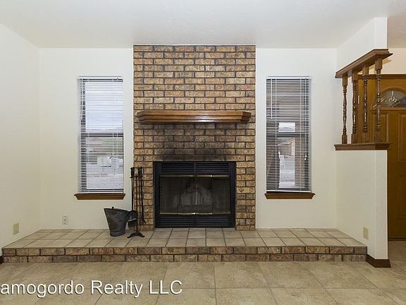 4th image of 753 Candlewood Ct