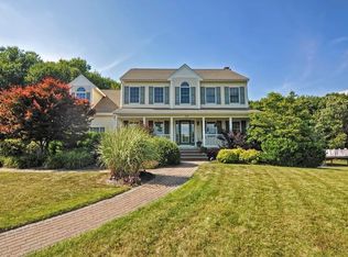 77 Windsor Ct, Swansea, MA 02777