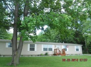 430 Walcott St, Paris, IL 61944