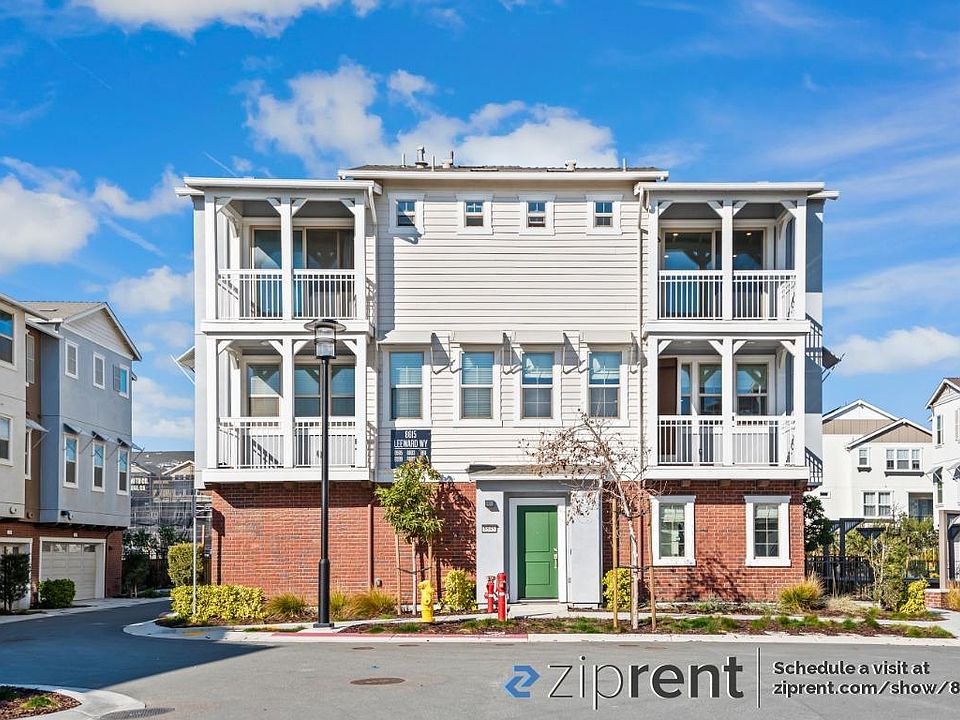 1st image of 8595 Leeward Way