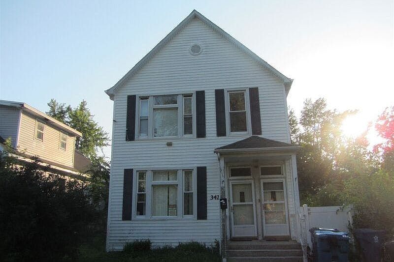 1st image of 3428 Wallace Ave