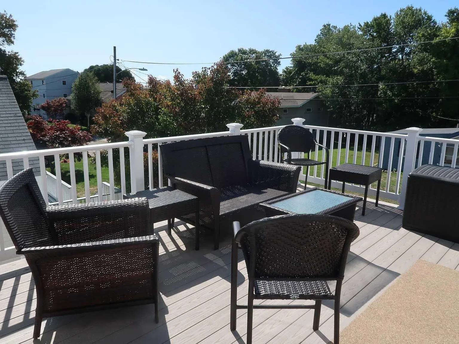 5 bed, 2576 sqft, $2,900 — Photo 2
