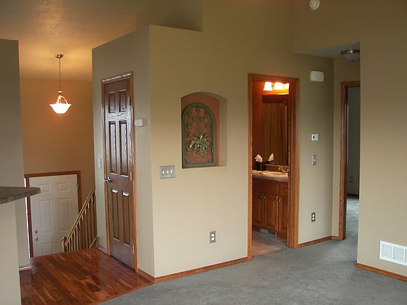 Upper level