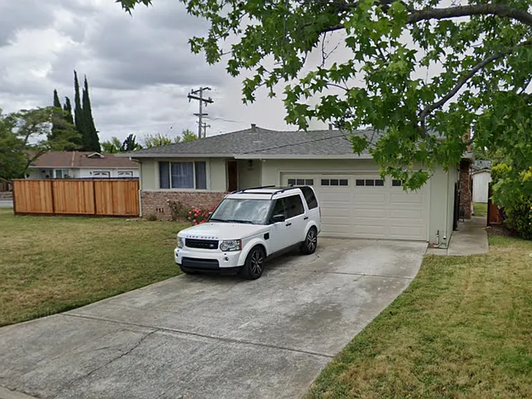 1201 Theresa Ave — Photo 2