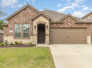 11216 Camelot Ct, Aubrey, TX 76227