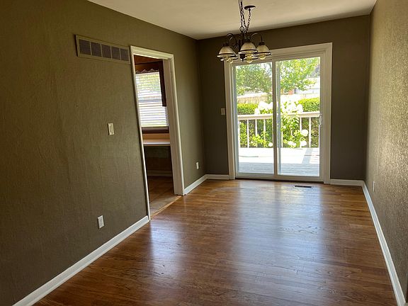 5th image of 232 Witmer Ave