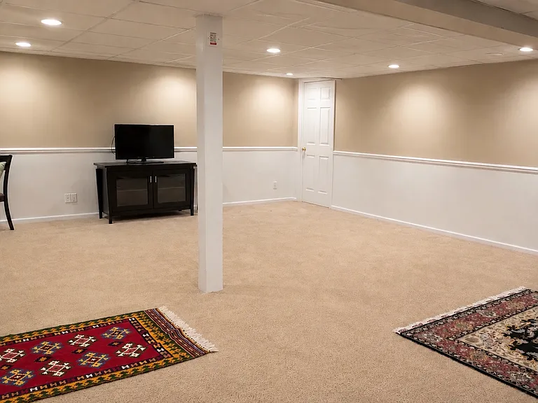 24299 Lynwood Dr — Photo 13