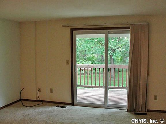 5th image of 8104 Verbeck Dr
