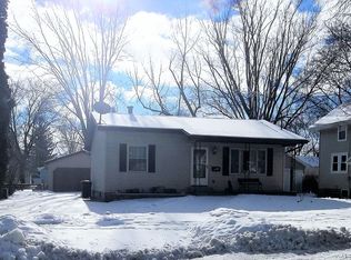 621 E Brewster St, Appleton, WI 54911
