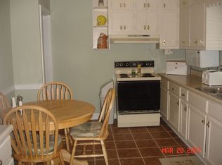 940 Grupp Rd, Saint Louis, MO 63131