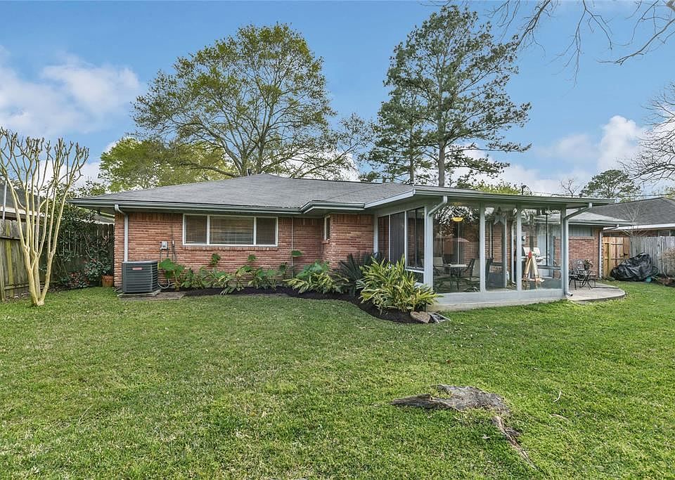 1st image of 5322 Creekbend Dr