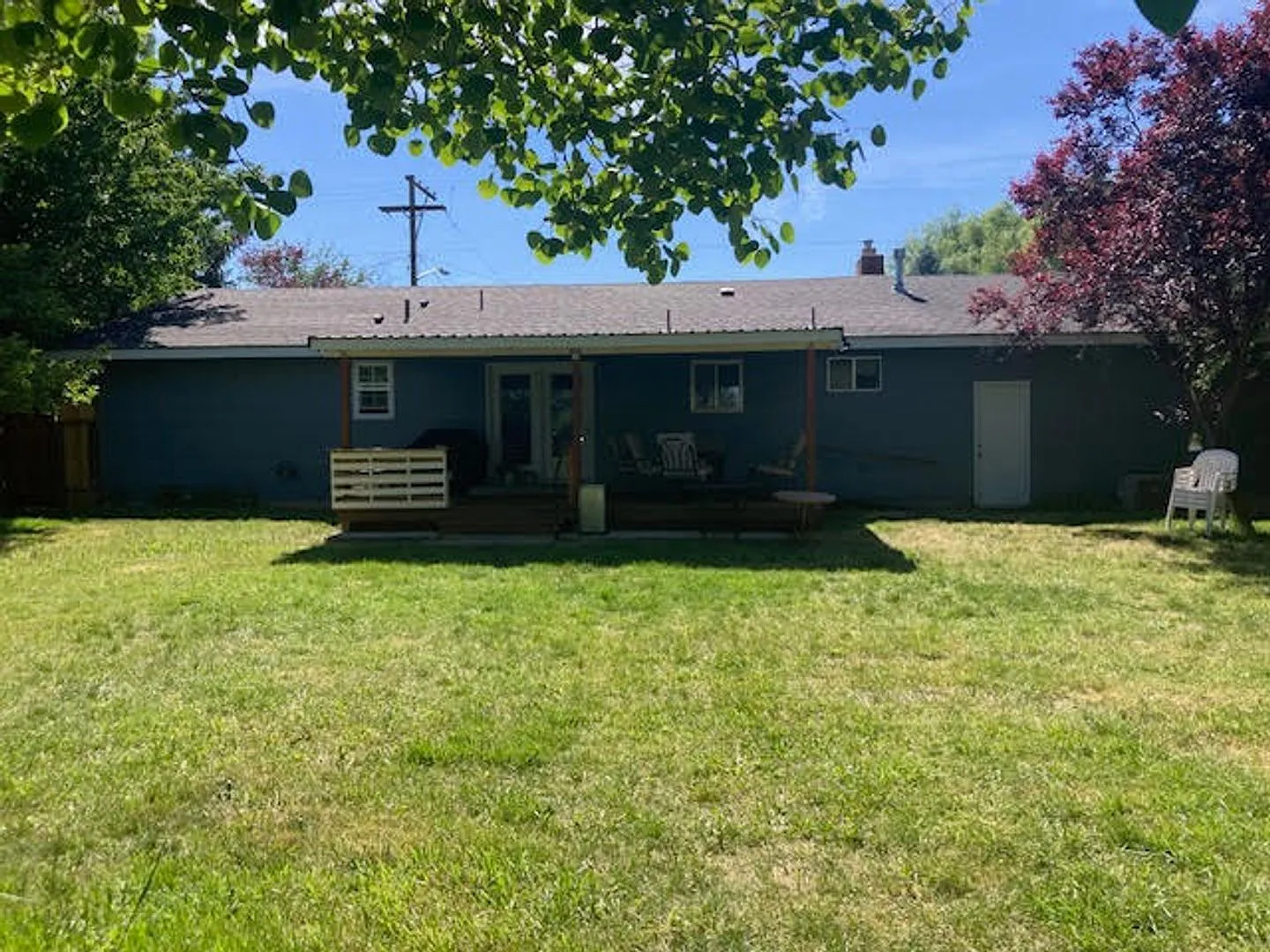 3 bedroom 2 bath — Photo 2