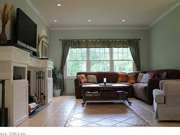 FAMILY ROOM RECESSED LIGHTS