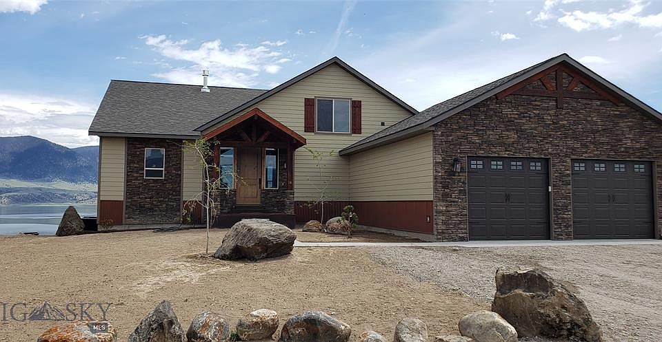 1st image of 16 Jordan Ln N