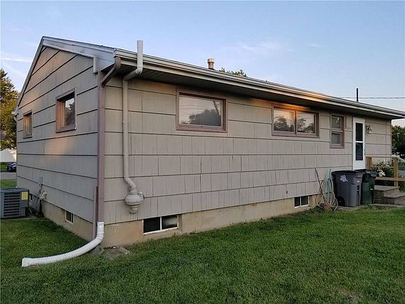 2nd image of 674 Glendale Dr