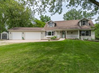 17110 293rd St, Long Grove, IA 52756