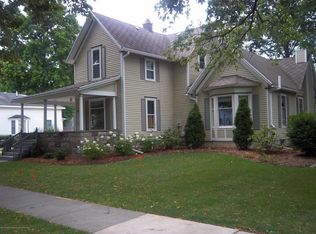 824 Degroff St, Grand Ledge, MI 48837
