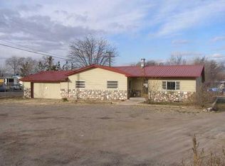 1108 N Riverside Dr, Espanola, NM 87532