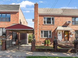 2429 21st St, Astoria, NY 11102