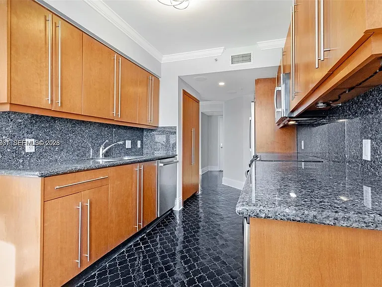 701 Brickell Key Blvd #2103 — Photo 15