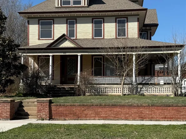 412 W Elm Ave, Enid, OK 73701