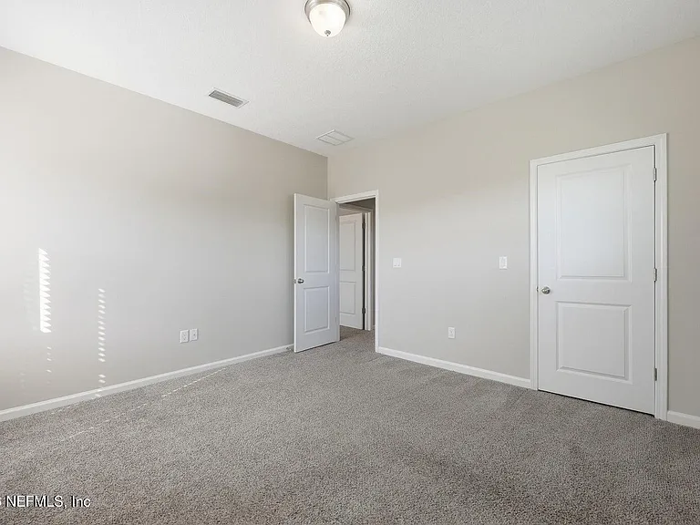 95 Strobe Ct — Photo 33