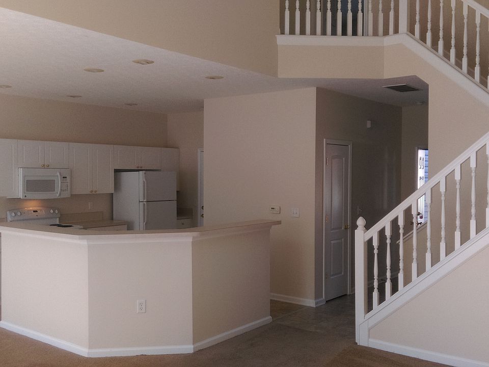 1st image of 738 Mystic Pointe Dr
