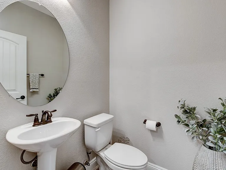 10233 Gibson Isle Dr — Photo 5