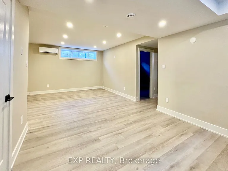 25 Omeara St #B — Photo 14