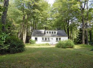 5257 Pocono Crest Rd, Pocono Pines, PA 18350