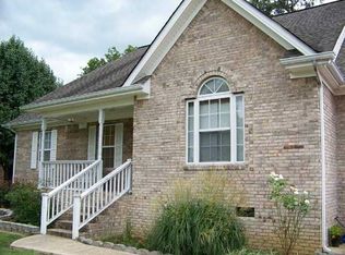 254 Mitchell Ln, Rossville, GA 30741