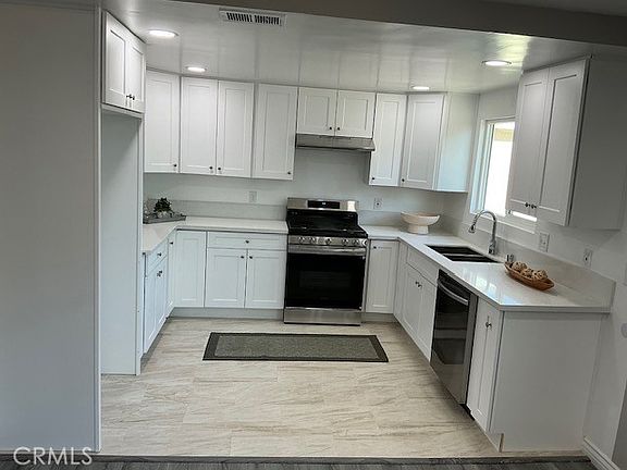 4th image of 3116 E Levelglen Dr