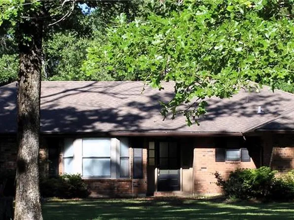 841 Barron Chapel Rd, Pineville, LA 71360