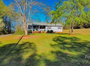 1469 Pearidge Rd, Bostic, NC 28018