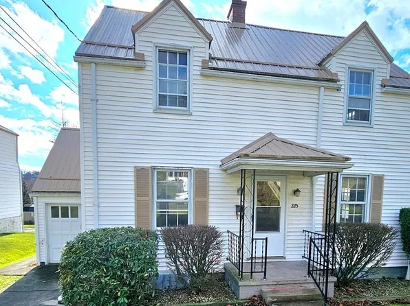 225 Mabel St, Johnstown, PA 15905