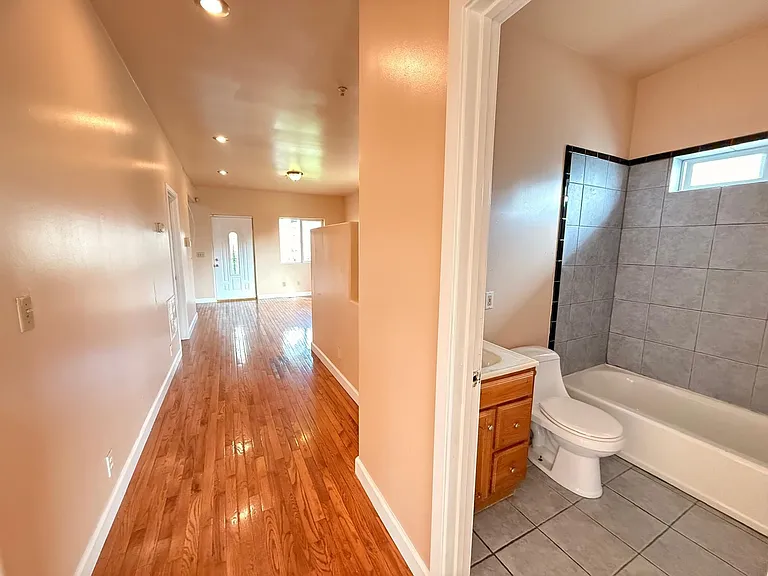 8027 Ney Ave — Photo 21