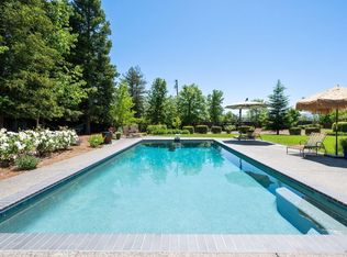 872 Dragonfly Ln, Healdsburg, CA 95448