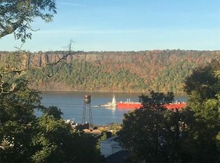 555 Broadway APT 4B, Hastings On Hudson, NY 10706