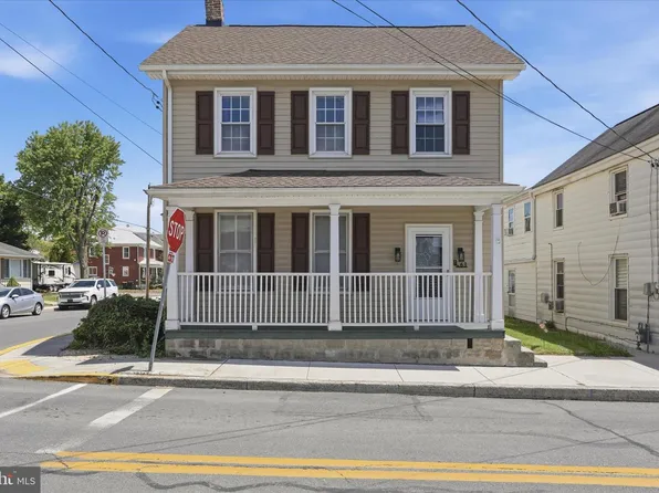 63 N Allison St, Greencastle, PA 17225