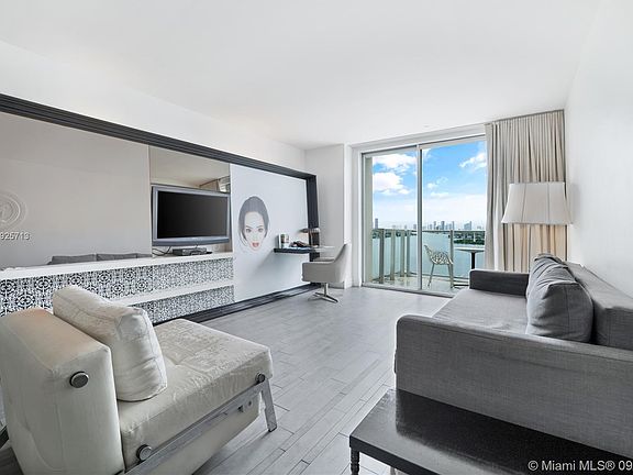 5th image of 1100 West Ave #1416