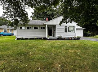 153 Sandalwood Dr, Rochester, NY 14616